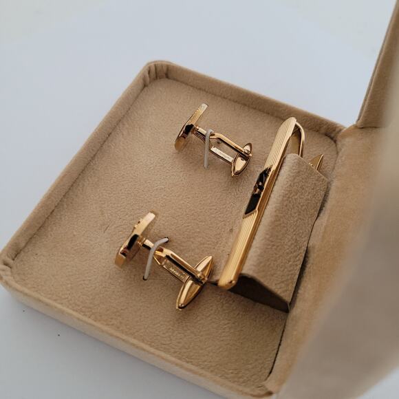 Nina Ricci N French Tie Bar Clip Cufflinks Set Gold Black Tone Logo Round Box - Picture 5 of 8